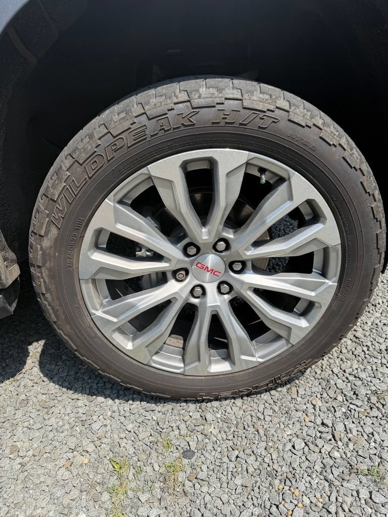 Used 2022 GMC Yukon Denali AWD/4WD image 11