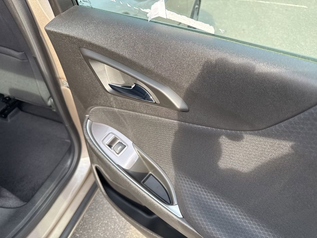 Used 2025 Chevrolet Malibu RS image 12