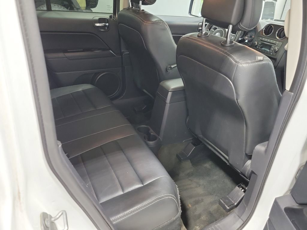 Used 2017 Jeep Patriot High Altitude image 13