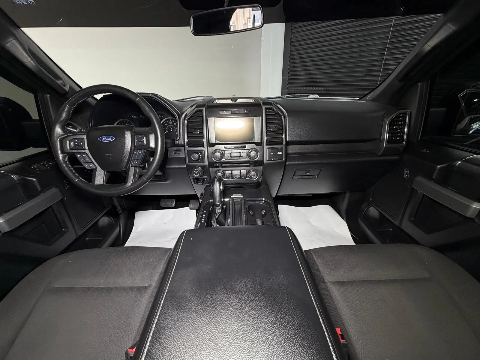 Used 2018 Ford F150 XLT w/ Equipment Group 302A Luxury AWD/4WD image 18