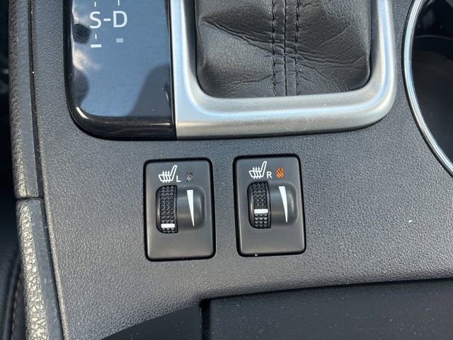 Used 2015 Toyota Highlander XLE AWD/4WD image 29