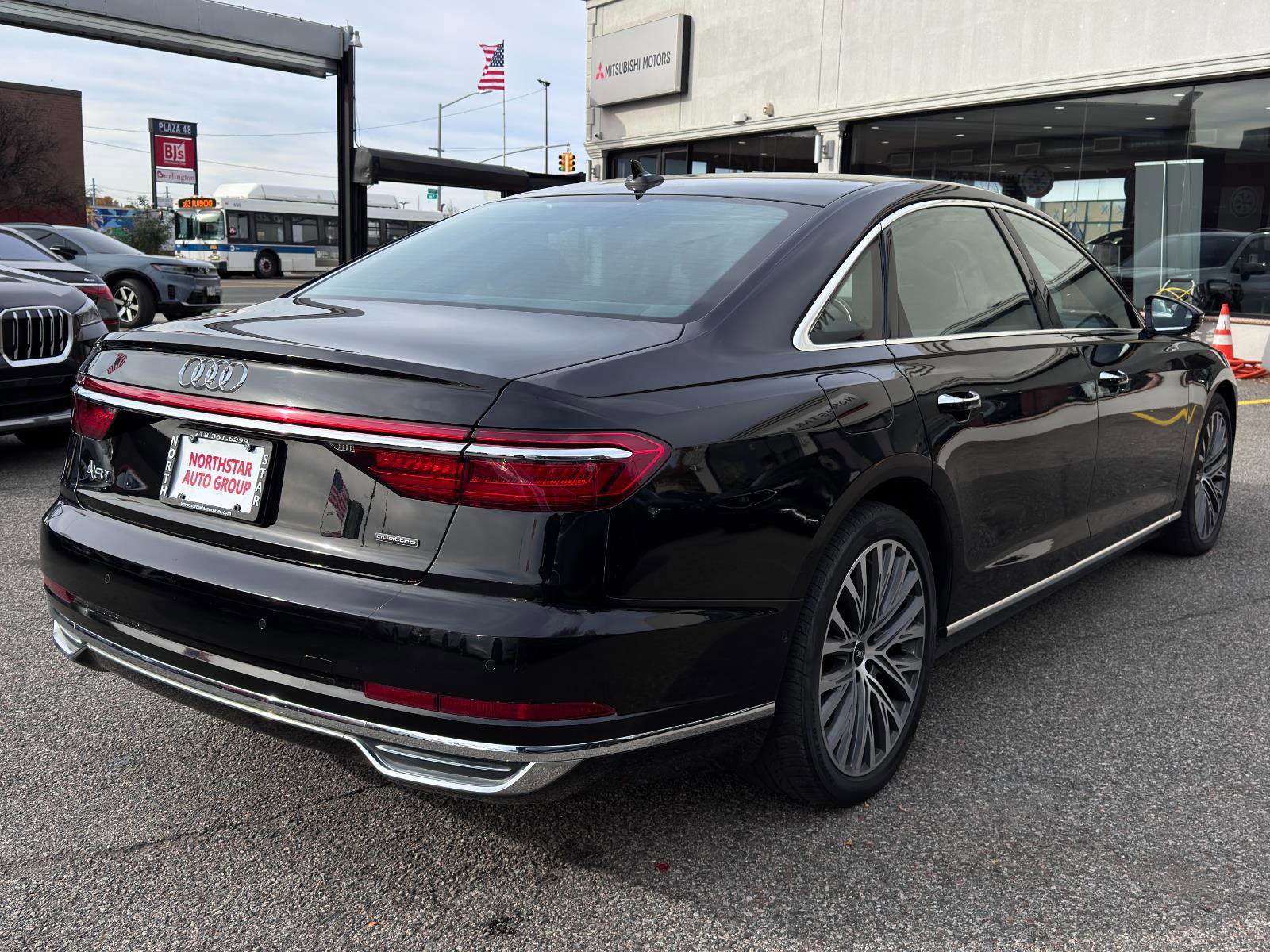 Used 2021 Audi A8 L 3.0T w/ Executive Plus Package image 4