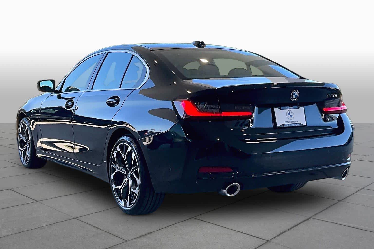Used 2026 BMW 330i Sedan RWD image 11