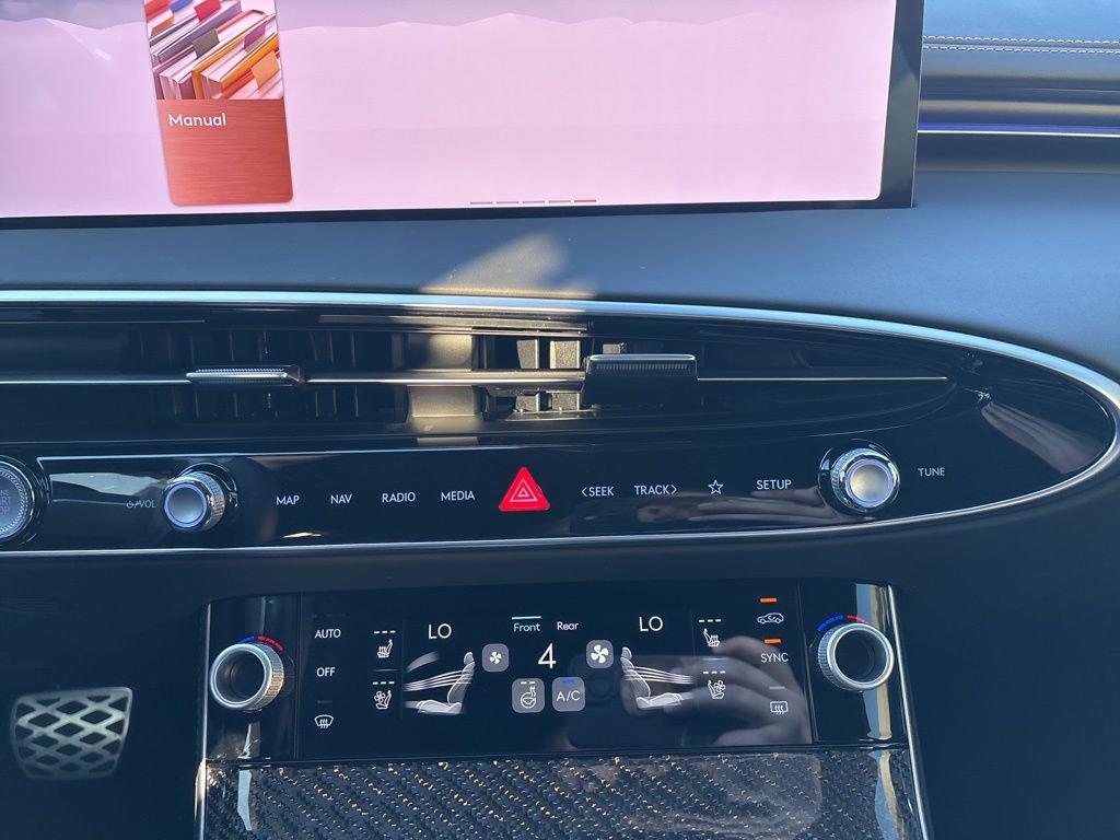 Used 2026 Genesis GV70 3.5T Sport Prestige image 22