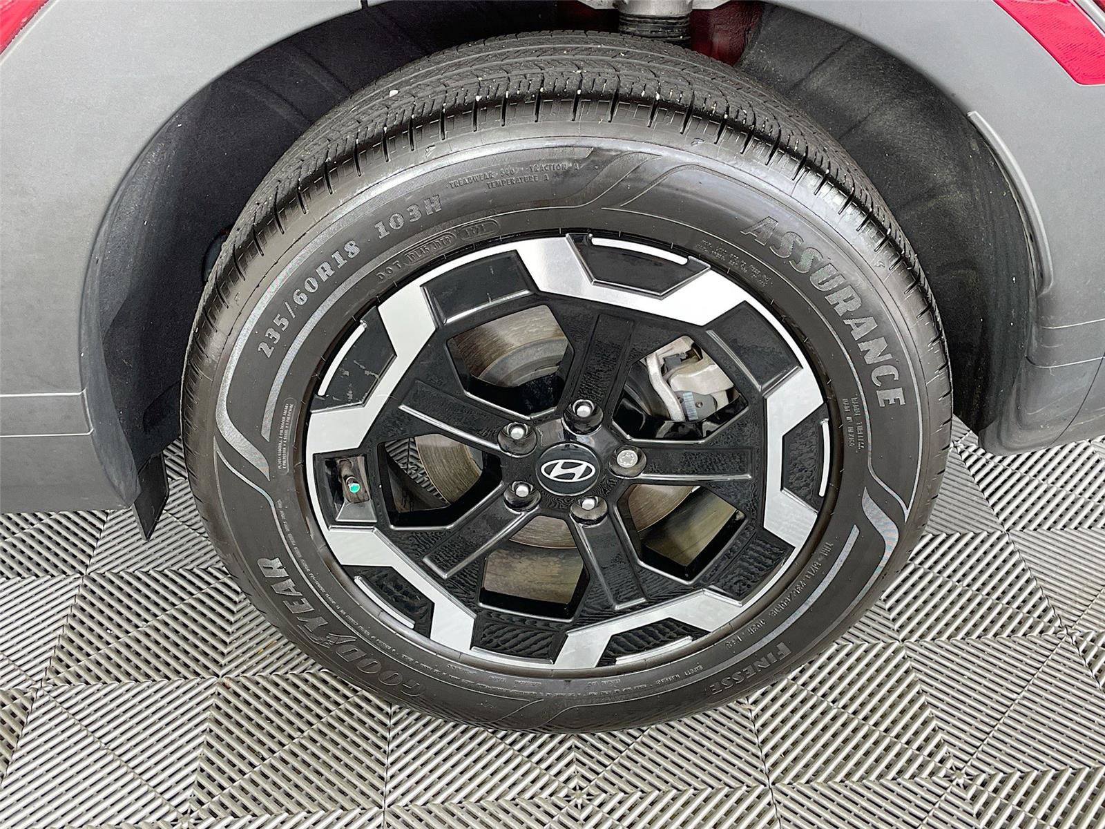 Certified 2025 Hyundai Santa Fe SEL FWD image 34