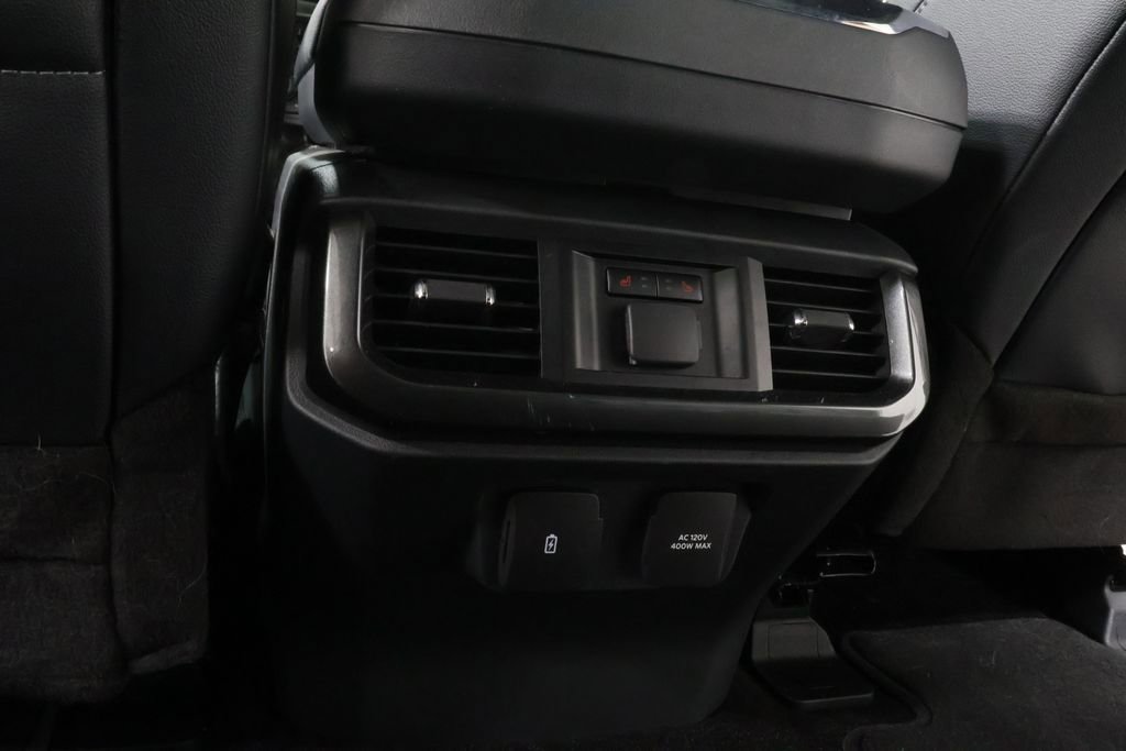 Used 2023 Ford F150 Lariat w/ Equipment Group 502A High image 28