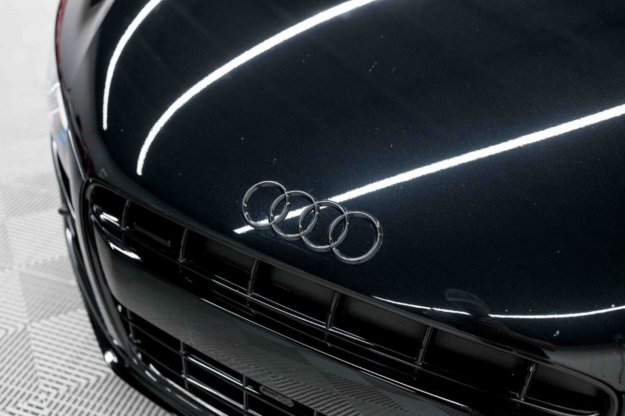 Used 2011 Audi R8 V10 AWD/4WD image 5