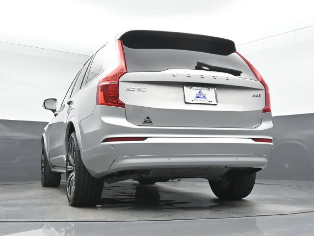 Used 2023 Volvo XC90 B5 Core w/ Climate Package AWD/4WD image 39