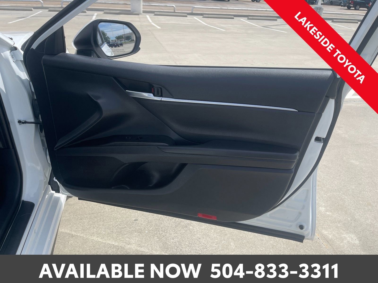 Used 2021 Toyota Camry SE FWD image 18