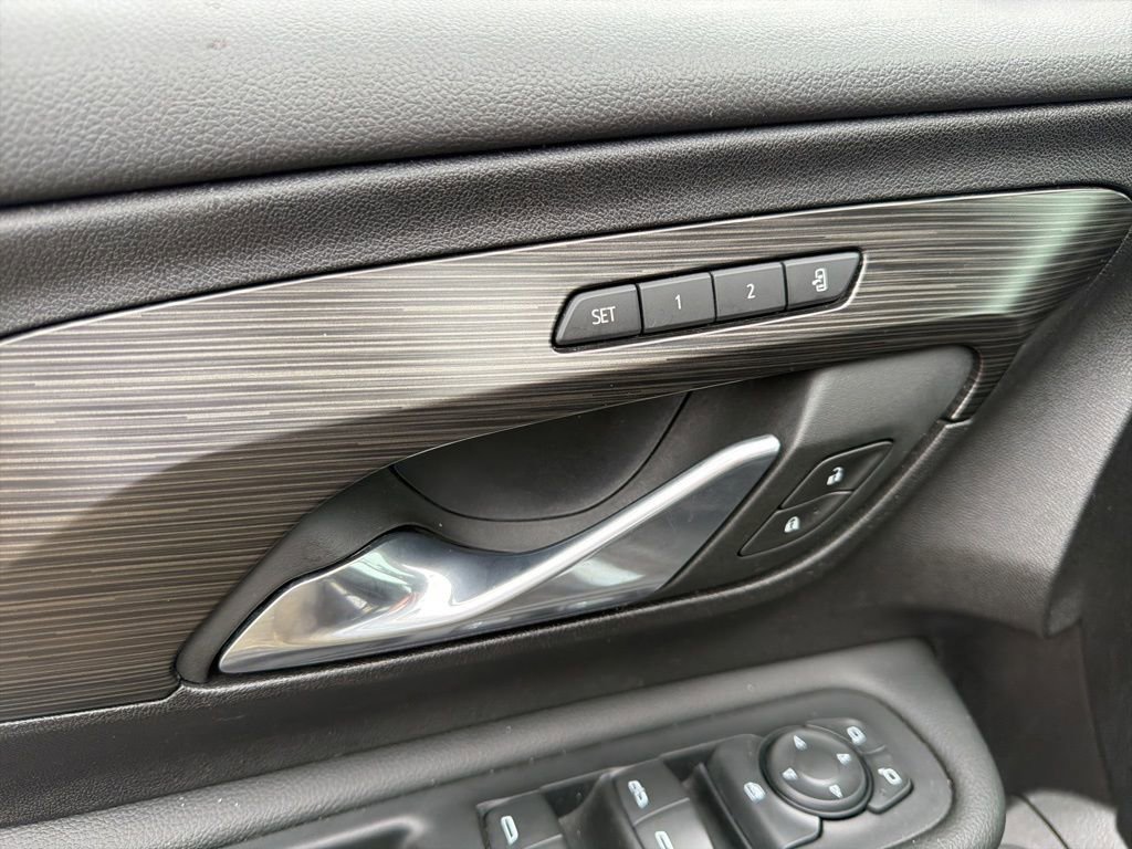 Certified 2024 GMC Terrain SLT image 55