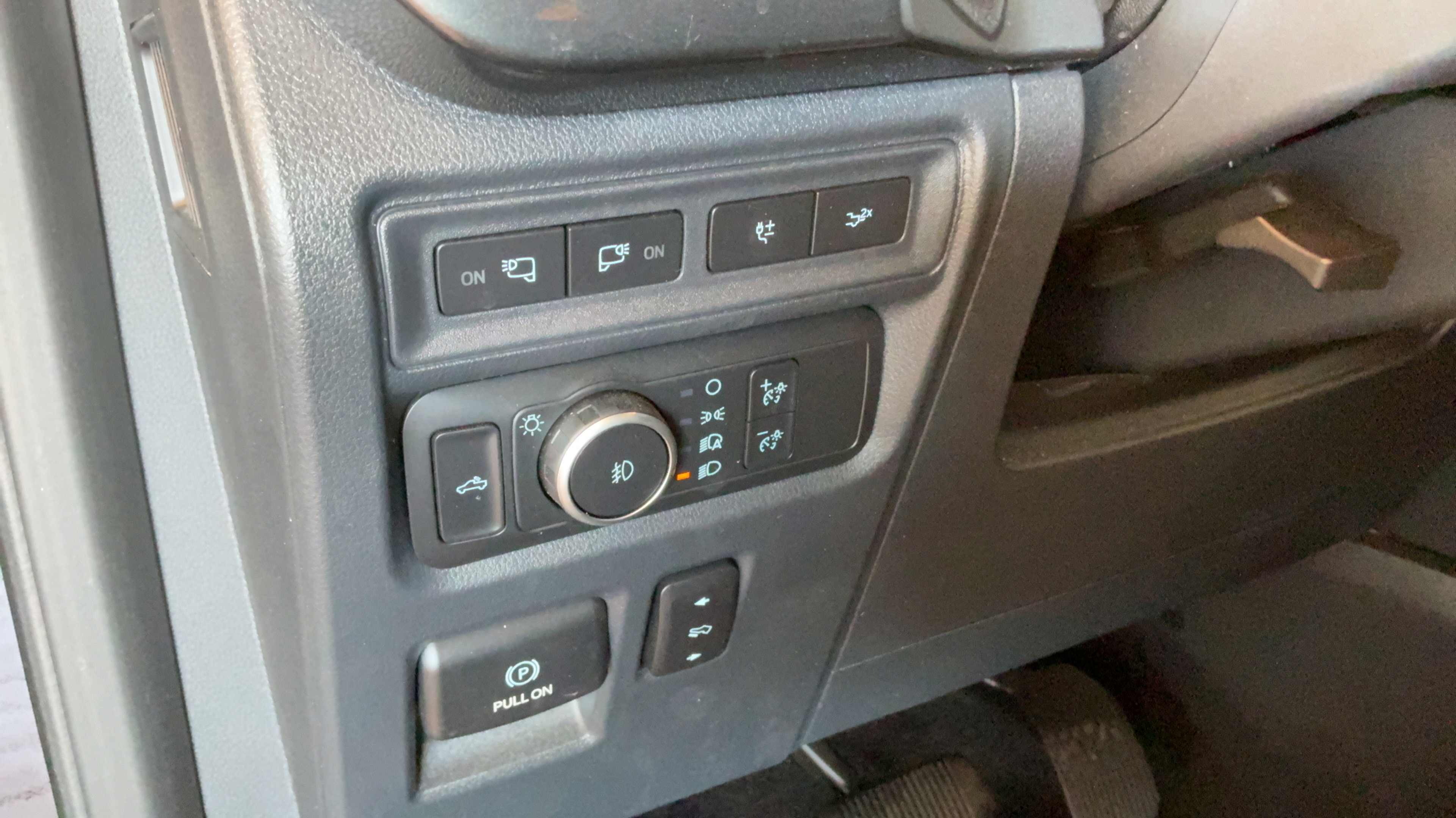 Used 2022 Ford F150 XLT w/ Equipment Group 302A High AWD/4WD image 23