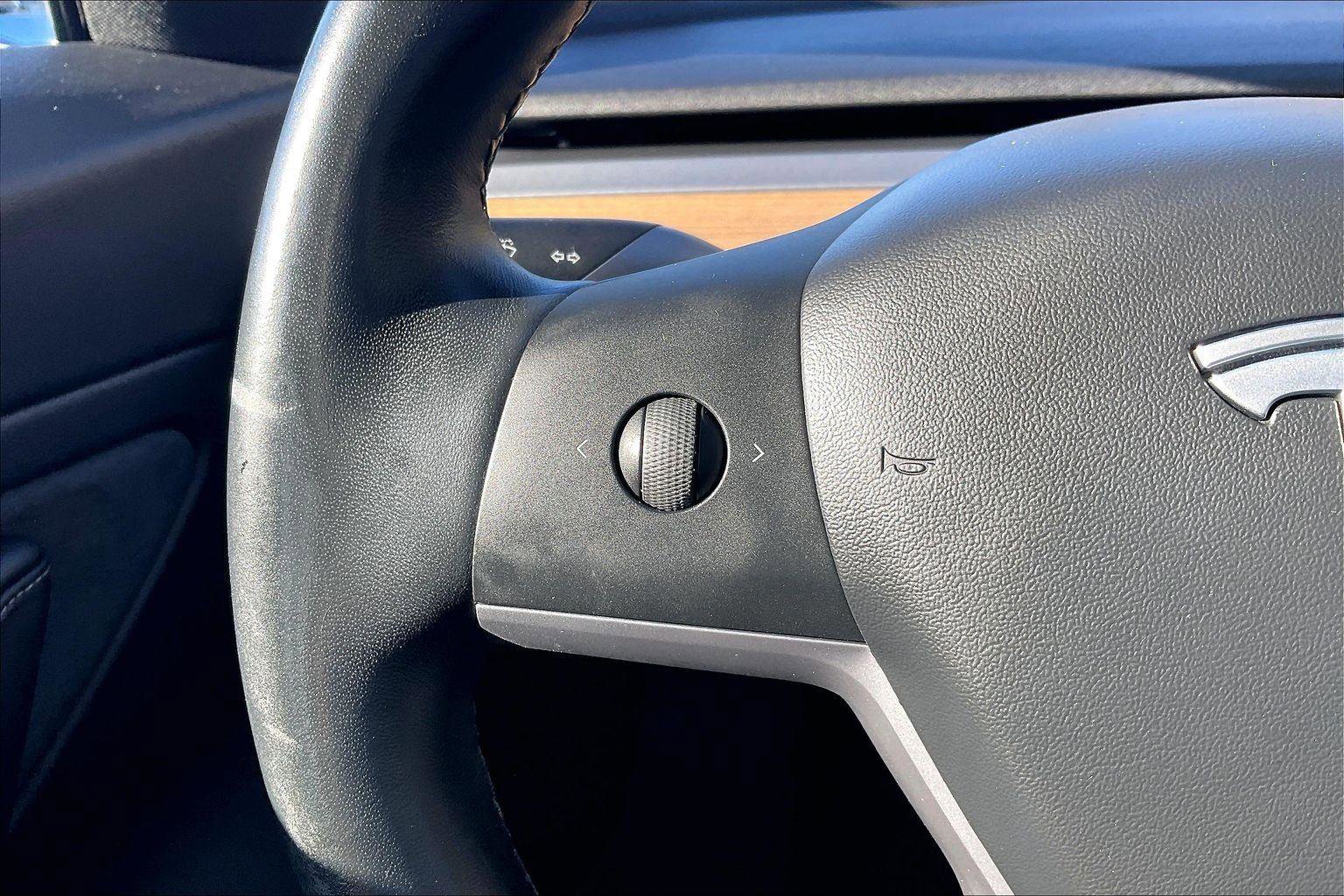 Used 2019 Tesla Model 3 Long Range image 20