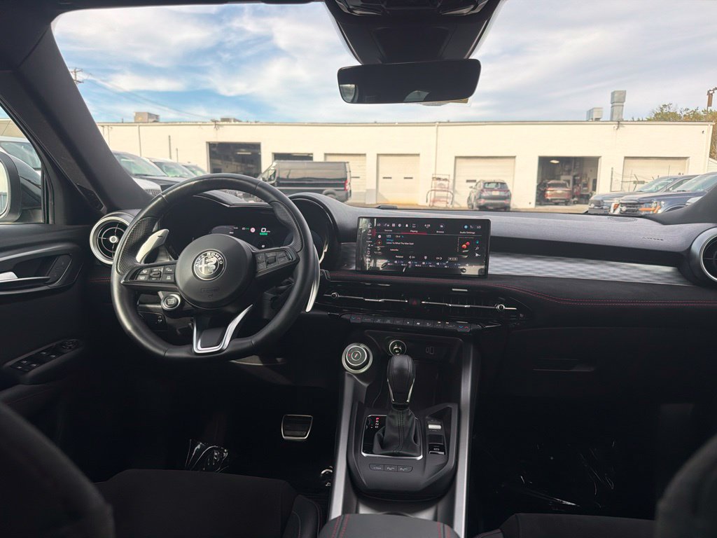 Used 2024 Alfa Romeo Tonale Veloce AWD/4WD image 19