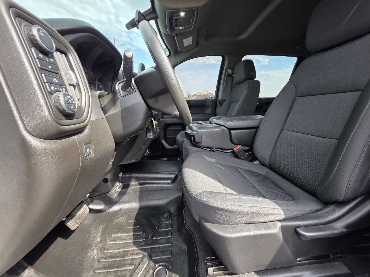 Used 2023 Chevrolet Silverado 2500 Custom w/ Custom Value Package image 13