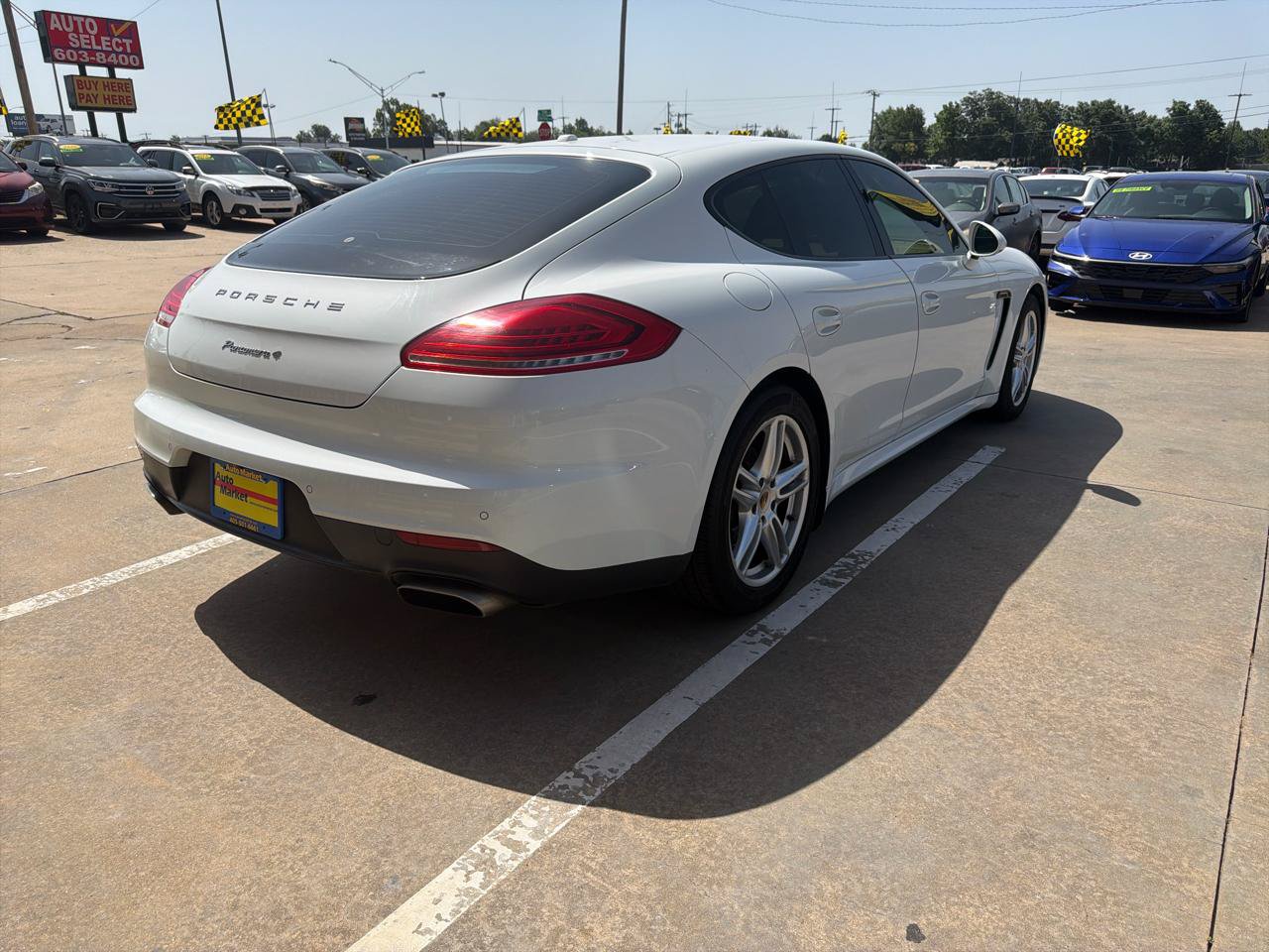 Used 2015 Porsche Panamera 4 AWD/4WD image 5