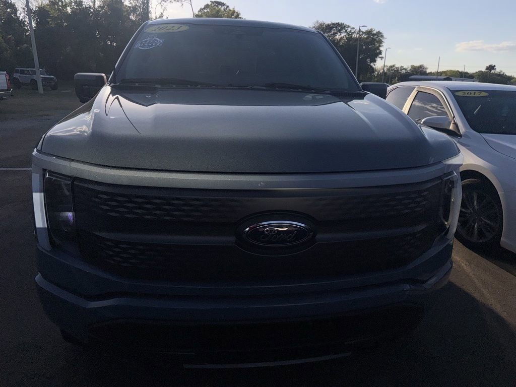 Used 2023 Ford F150 Lightning XLT image 2