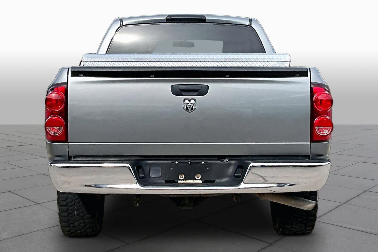 Used 2008 Dodge Ram 1500 Truck ST RWD image 4