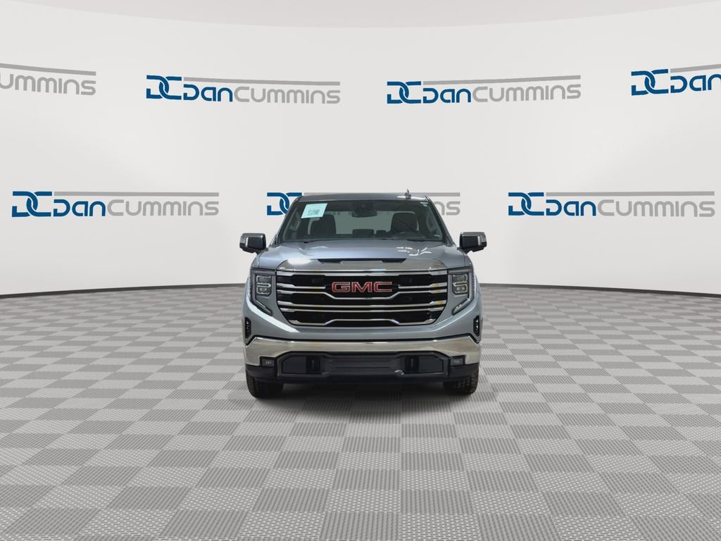 Used 2025 GMC Sierra 1500 SLT image 3