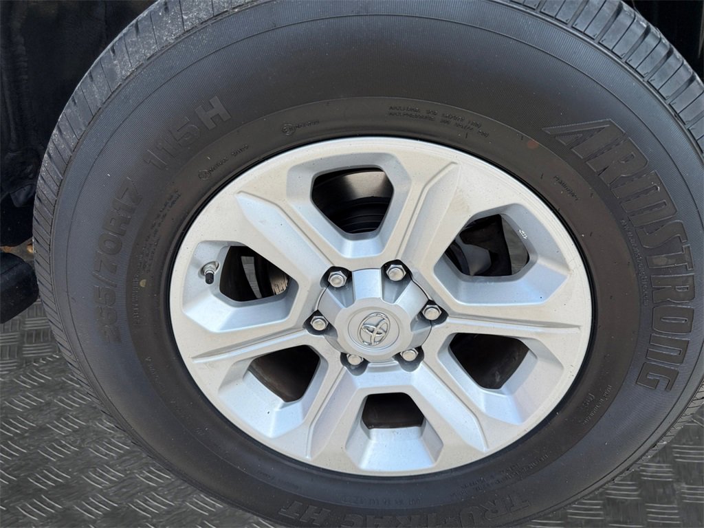 Used 2019 Toyota 4Runner SR5 image 20