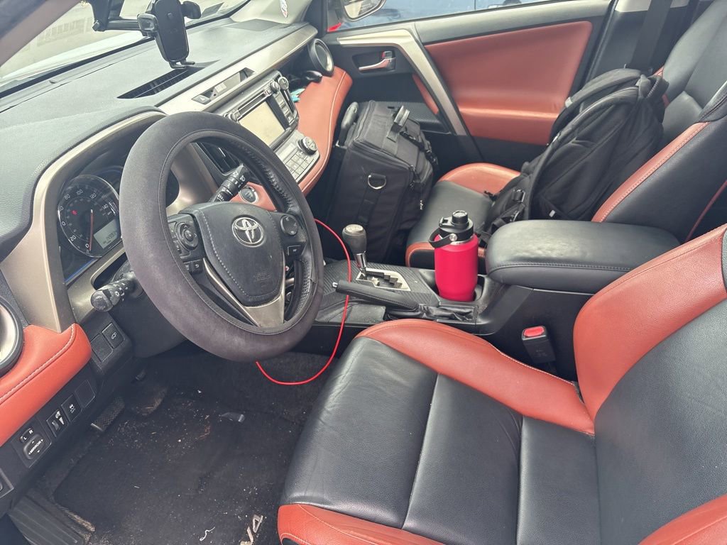 Used 2015 Toyota RAV4 Limited FWD image 4