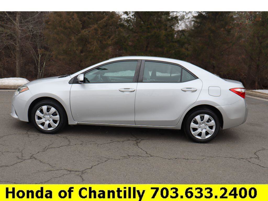 Used 2014 Toyota Corolla LE image 4