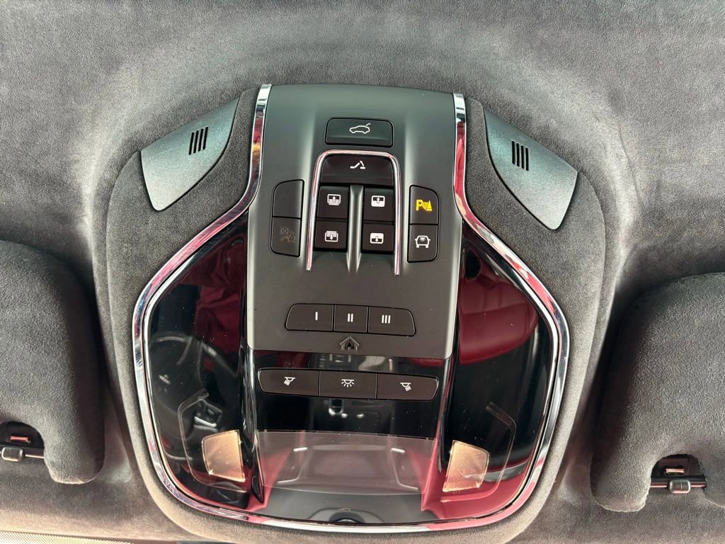 Used 2019 Maserati Levante GTS image 47