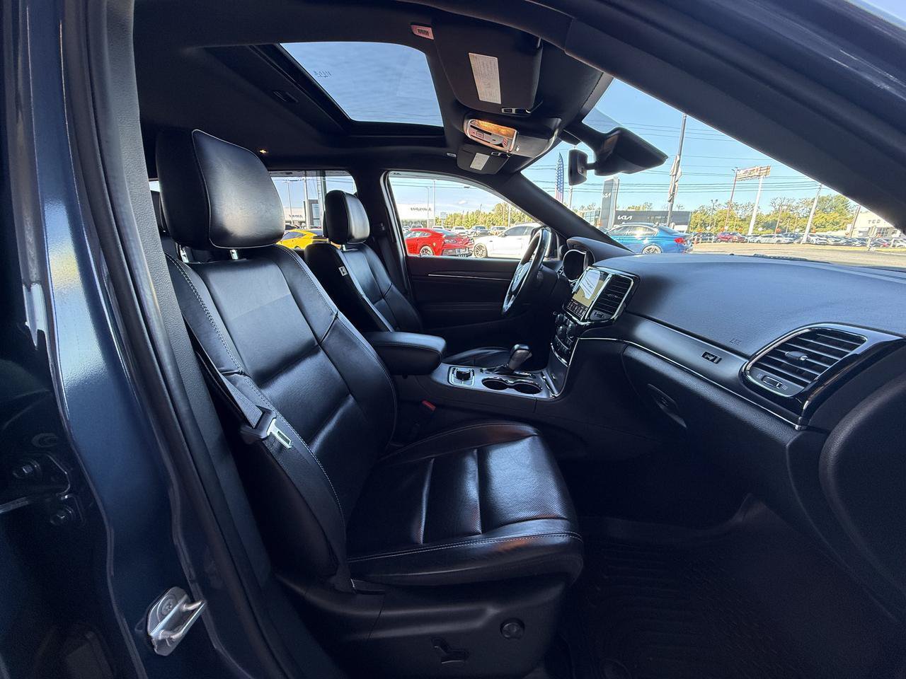 Used 2021 Jeep Grand Cherokee 80th Anniversary w/ Quick Order Package 28K 80th AWD/4WD image 30