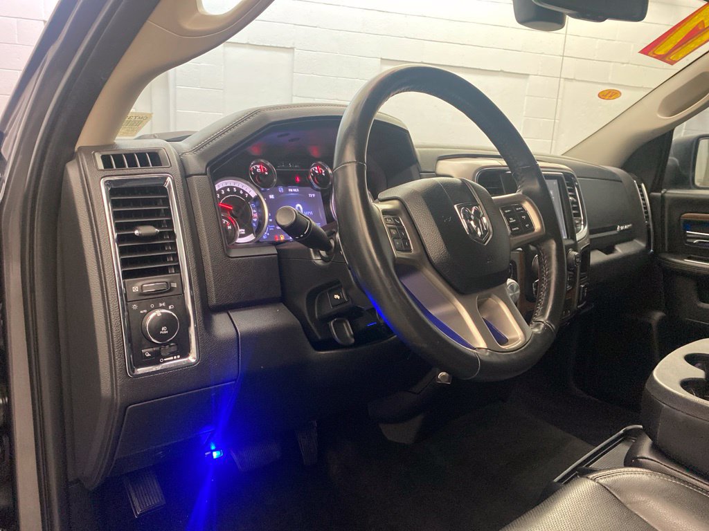 Used 2017 RAM 1500 Laramie AWD/4WD image 23