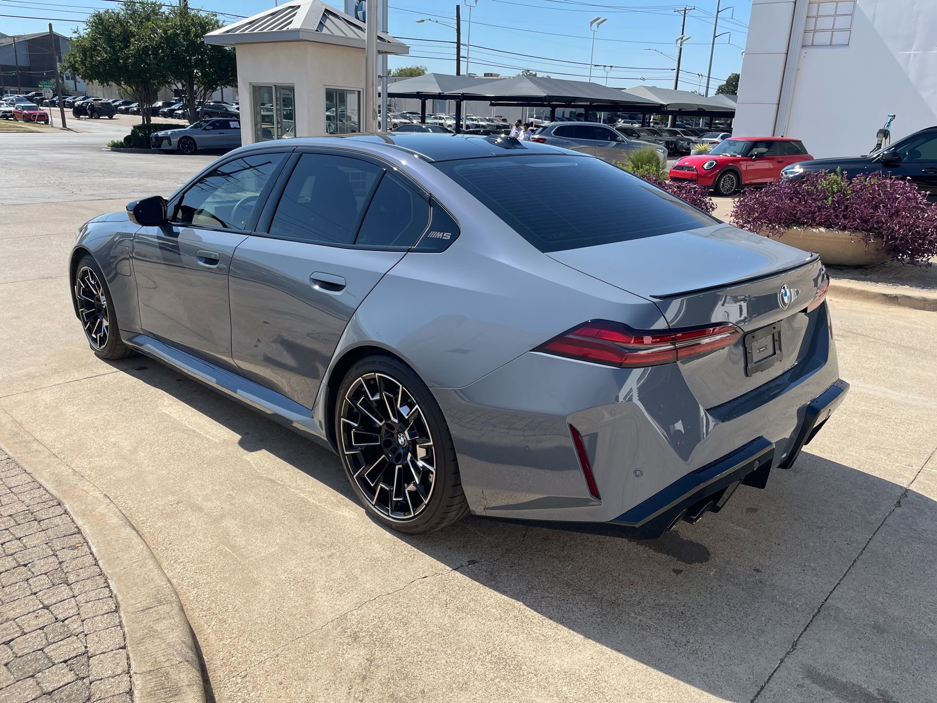 Certified 2026 BMW M5 w/ Executive Package image 7