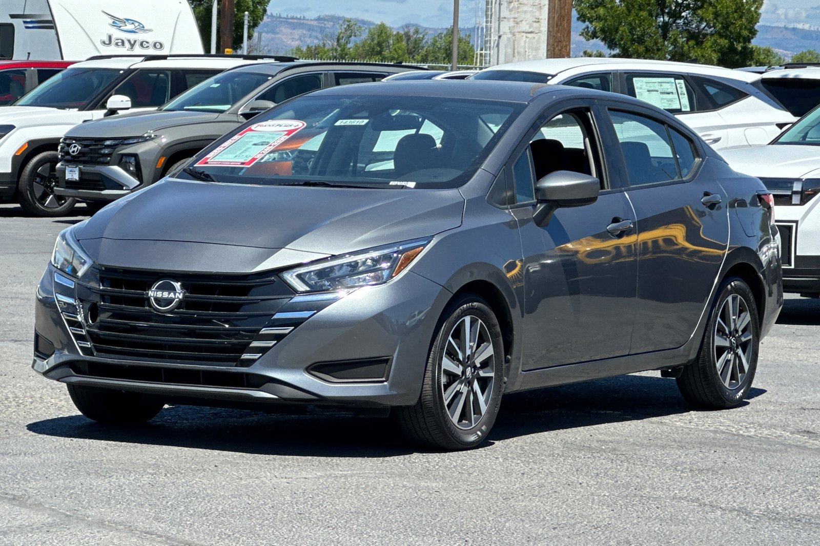 Used 2025 Nissan Versa SV FWD image 8