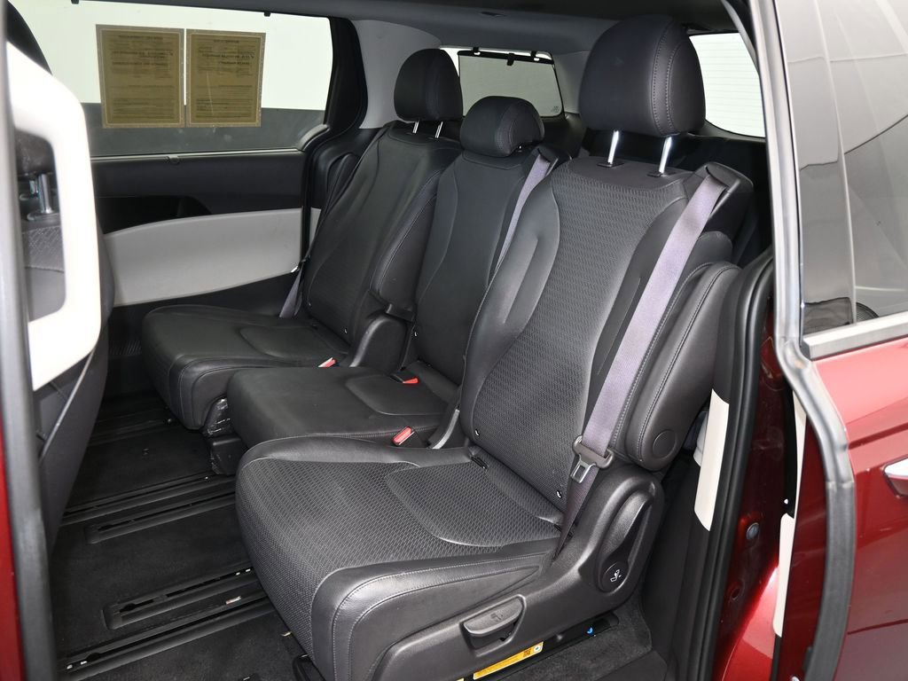 Used 2024 Kia Carnival SX Prestige image 39