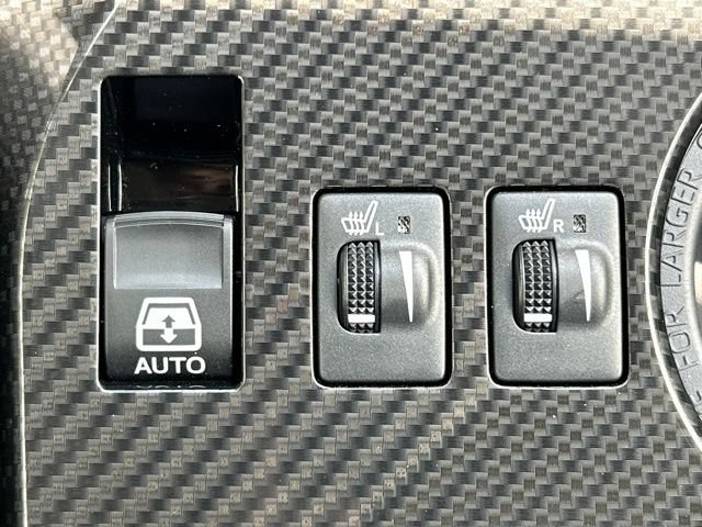 Certified 2024 Toyota 4Runner TRD Off-Road Premium w/ TRD Black Wheel Package (TMS) AWD/4WD image 74
