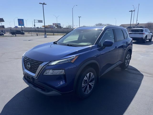 Used 2023 Nissan Rogue SV w/ SV Premium B Package image 9