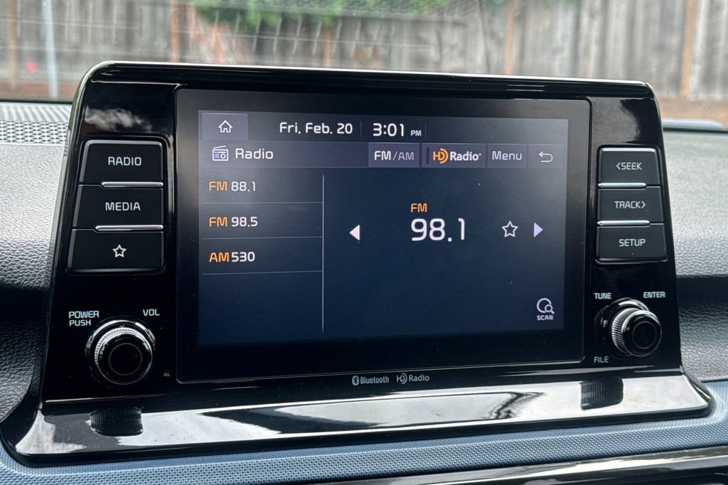 Used 2023 Kia Seltos S image 17