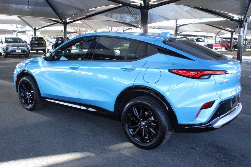 Used 2025 Buick Envista Sport Touring w/ Convenience II Package image 15