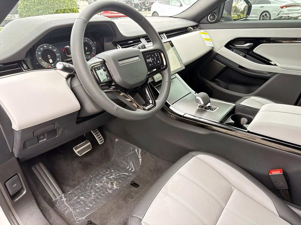 New 2026 Land Rover Range Rover Evoque Dynamic SE AWD/4WD image 20