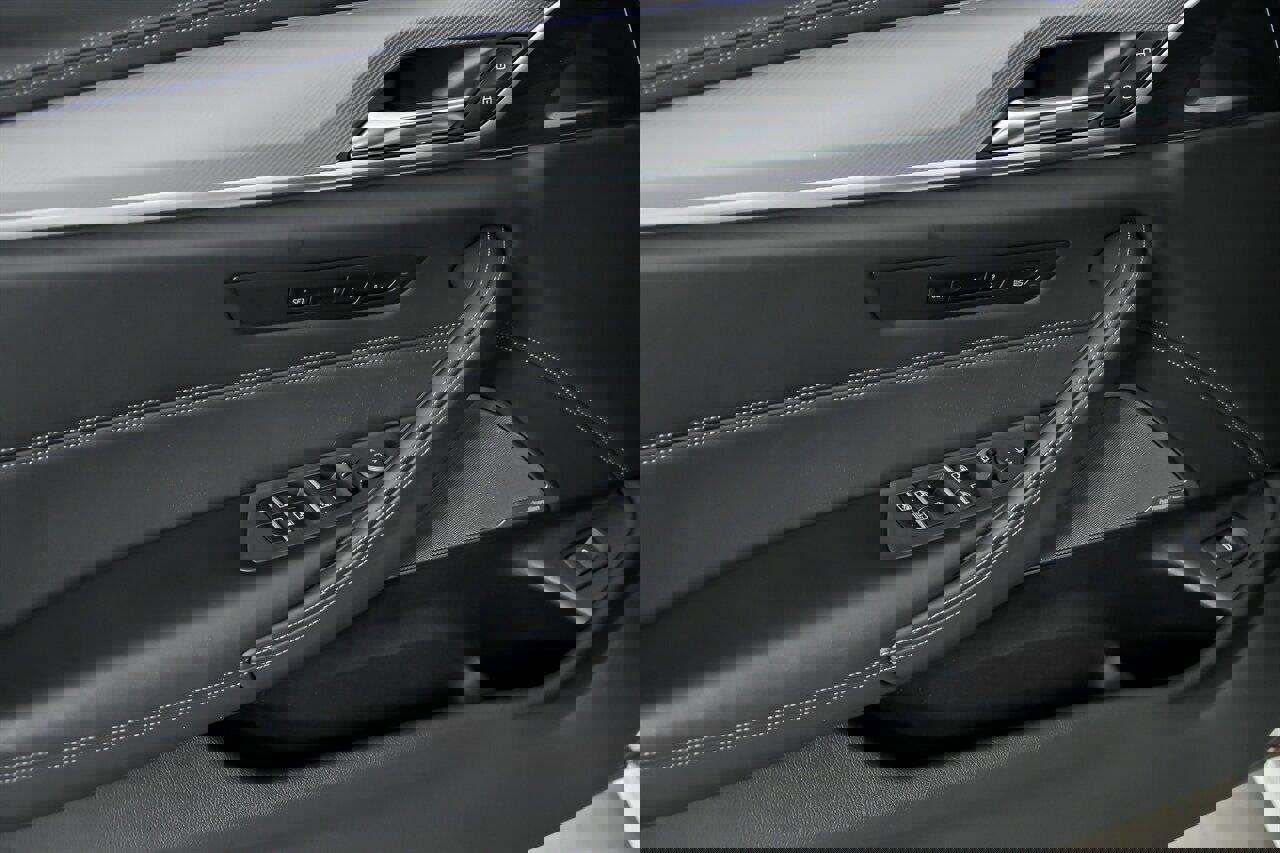 Used 2019 BMW M5 w/ Executive Package image 18