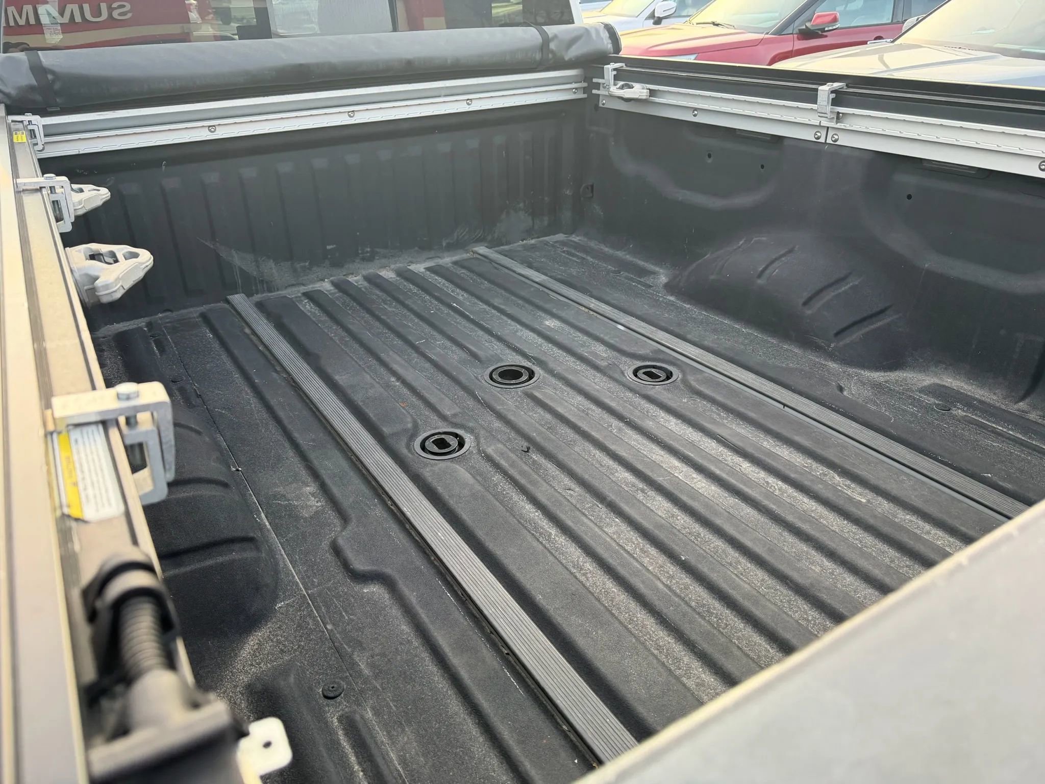 Used 2018 Nissan Titan PRO-4X w/ Pro-4x Utility Package image 7