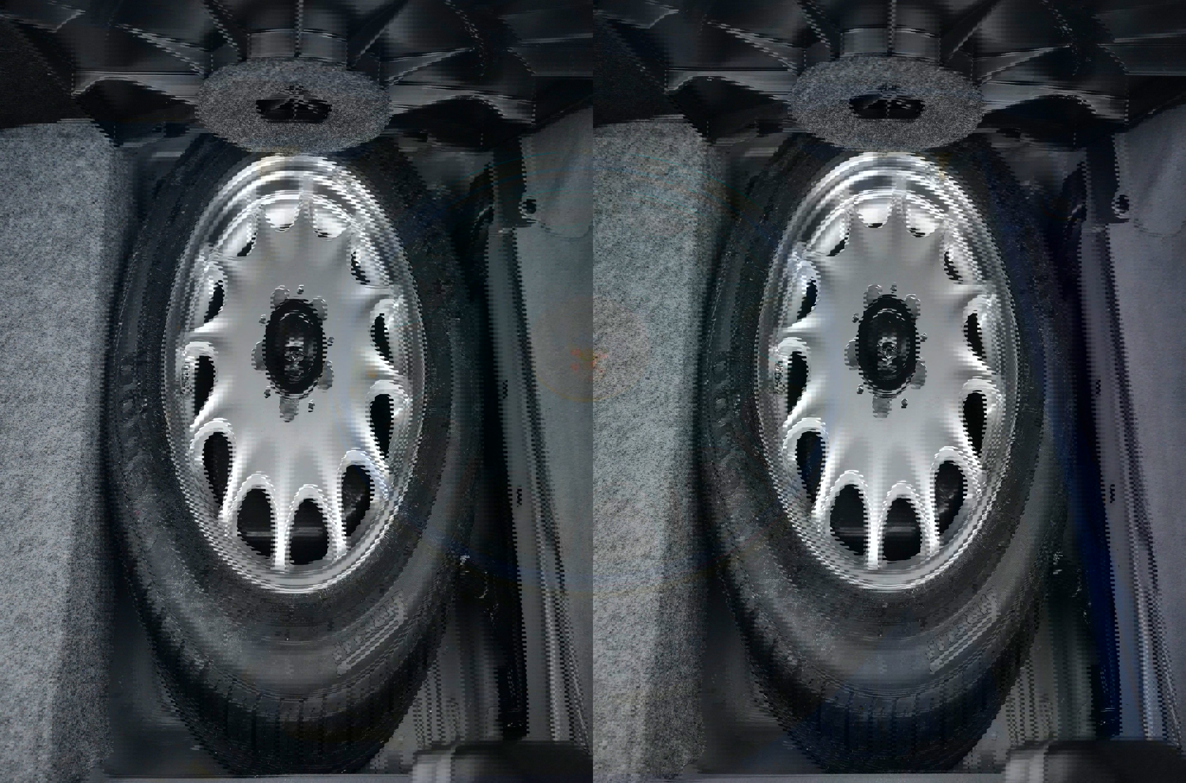 Used 1997 Mercedes-Benz SL 320 image 34