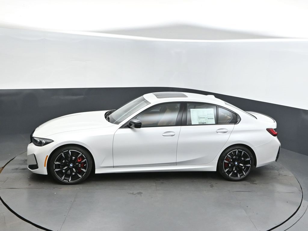 New 2026 BMW 330i Sedan w/ M Sport Package image 31