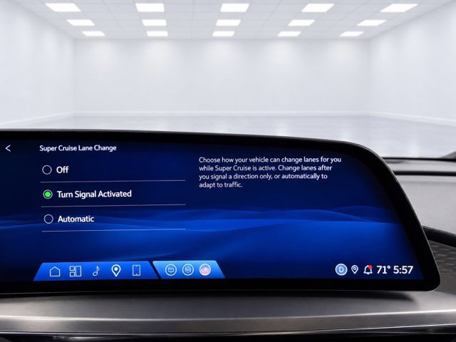 Used 2024 Cadillac Lyriq Luxury w/ Nappa Leather Package AWD/4WD image 35