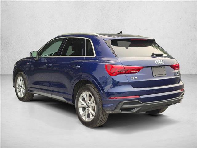Certified 2025 Audi Q3 2.0T Premium w/ Convenience Package AWD/4WD image 8