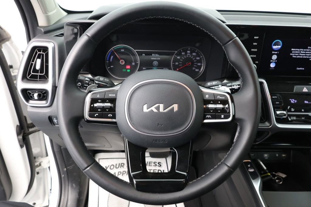 Used 2024 Kia Sorento EX image 9