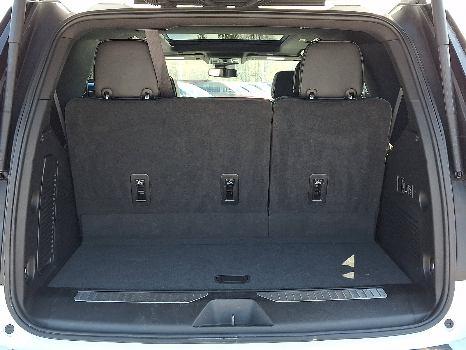 Certified 2024 Chevrolet Tahoe RST w/ Luxury Package image 30