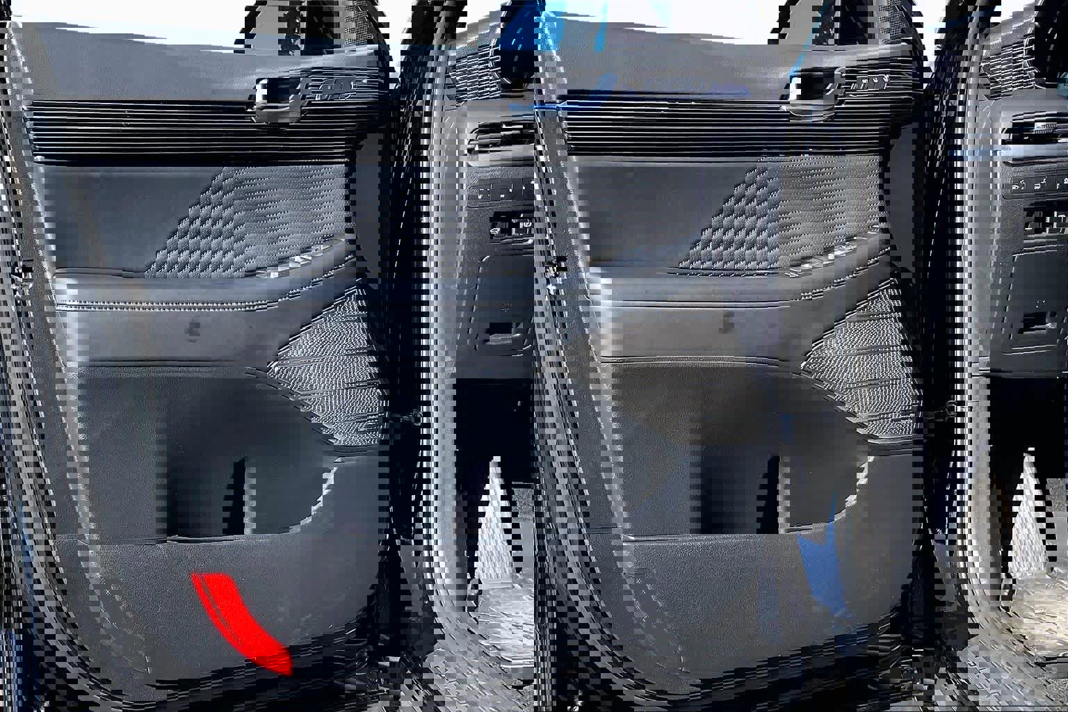 Used 2024 Hyundai Palisade Calligraphy image 22