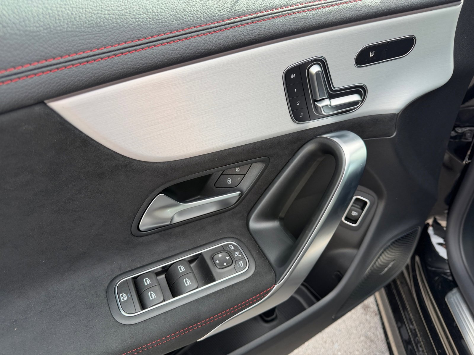 New 2026 Mercedes-Benz CLA 35 AMG 4MATIC image 16