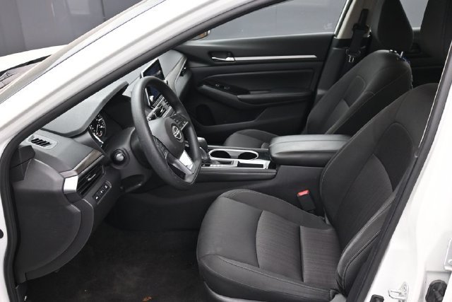 Used 2023 Nissan Altima 2.5 SV FWD image 19