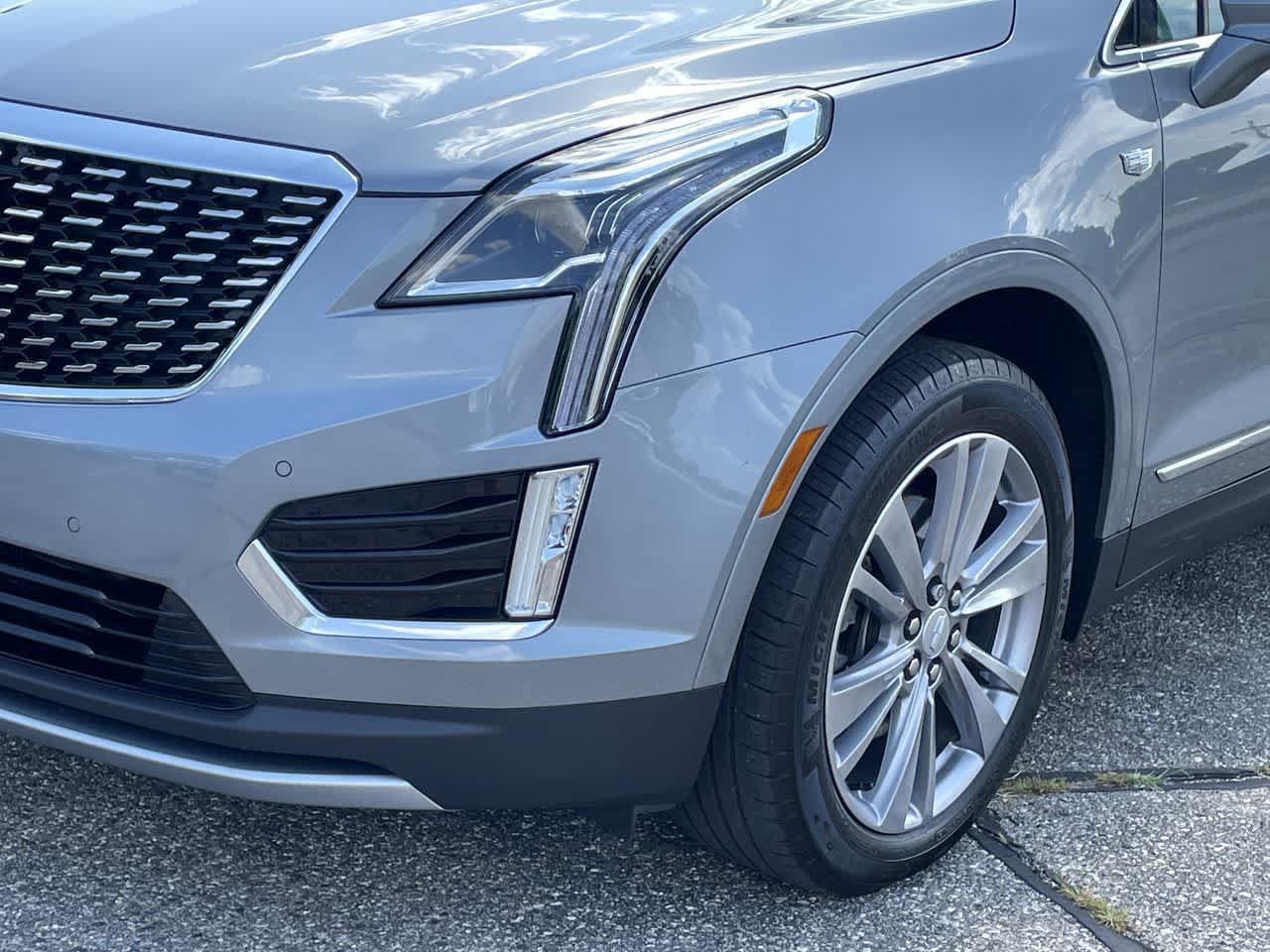 Certified 2024 Cadillac XT5 Premium Luxury AWD/4WD image 38