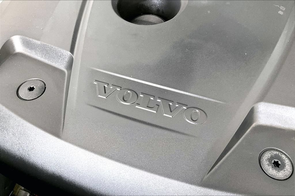 Certified 2024 Volvo XC90 T8 Plus w/ Protection Package Premier AWD/4WD image 42