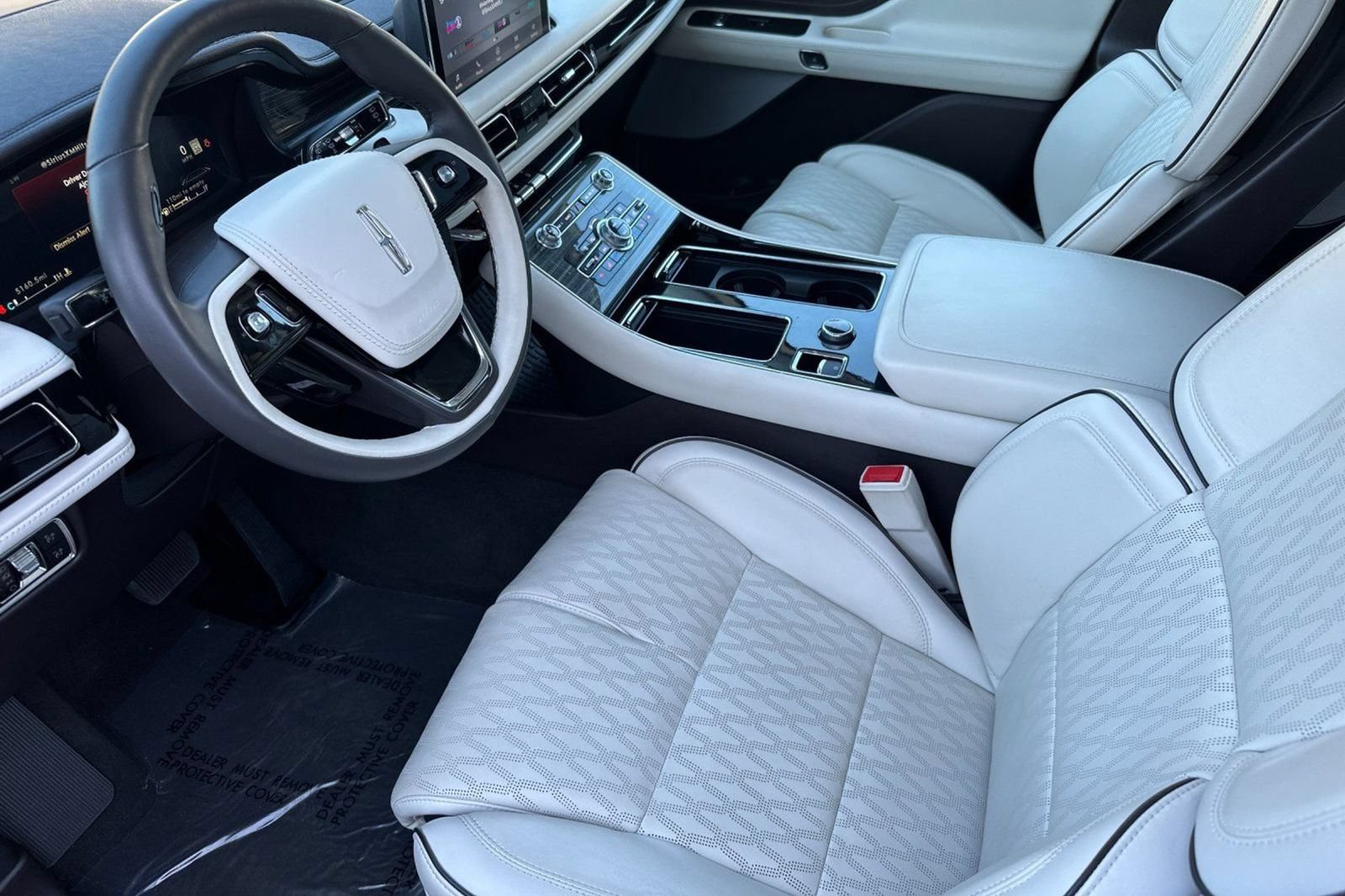 Used 2024 Lincoln Aviator Black Label AWD/4WD image 10